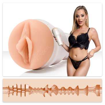 Fleshlight Girls - Blake Blossom Bombshell | FLESHLIGHT GIRLS | Seksilelut